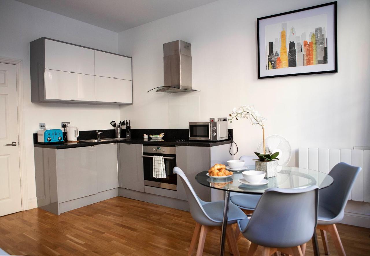 Apartament 1A, Opera House 1St Floor By Indigo Flats Londyn Zewnętrze zdjęcie